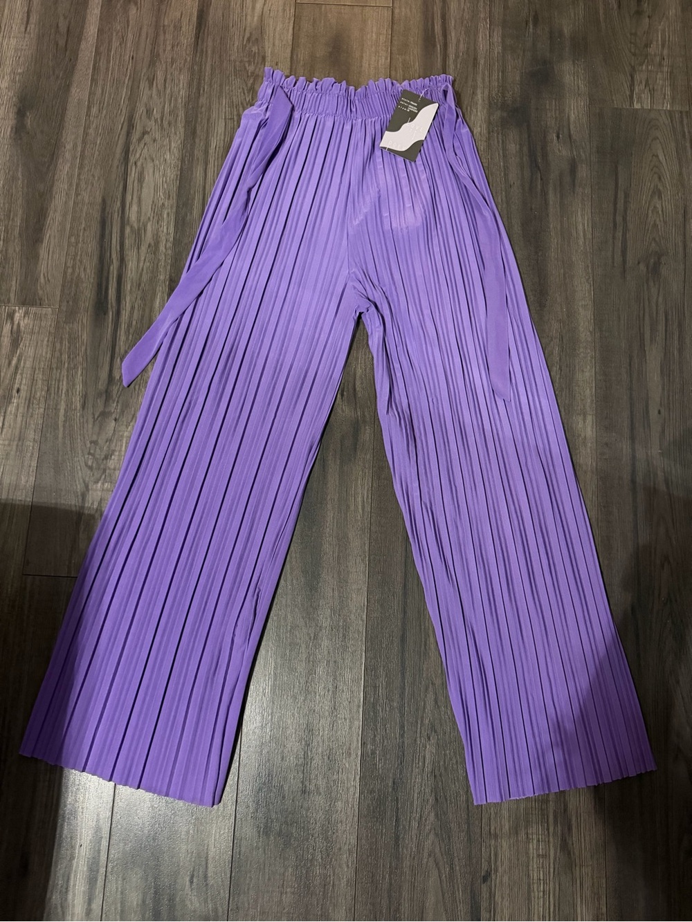 Pleated Wide-Leg Pants in Lavender
